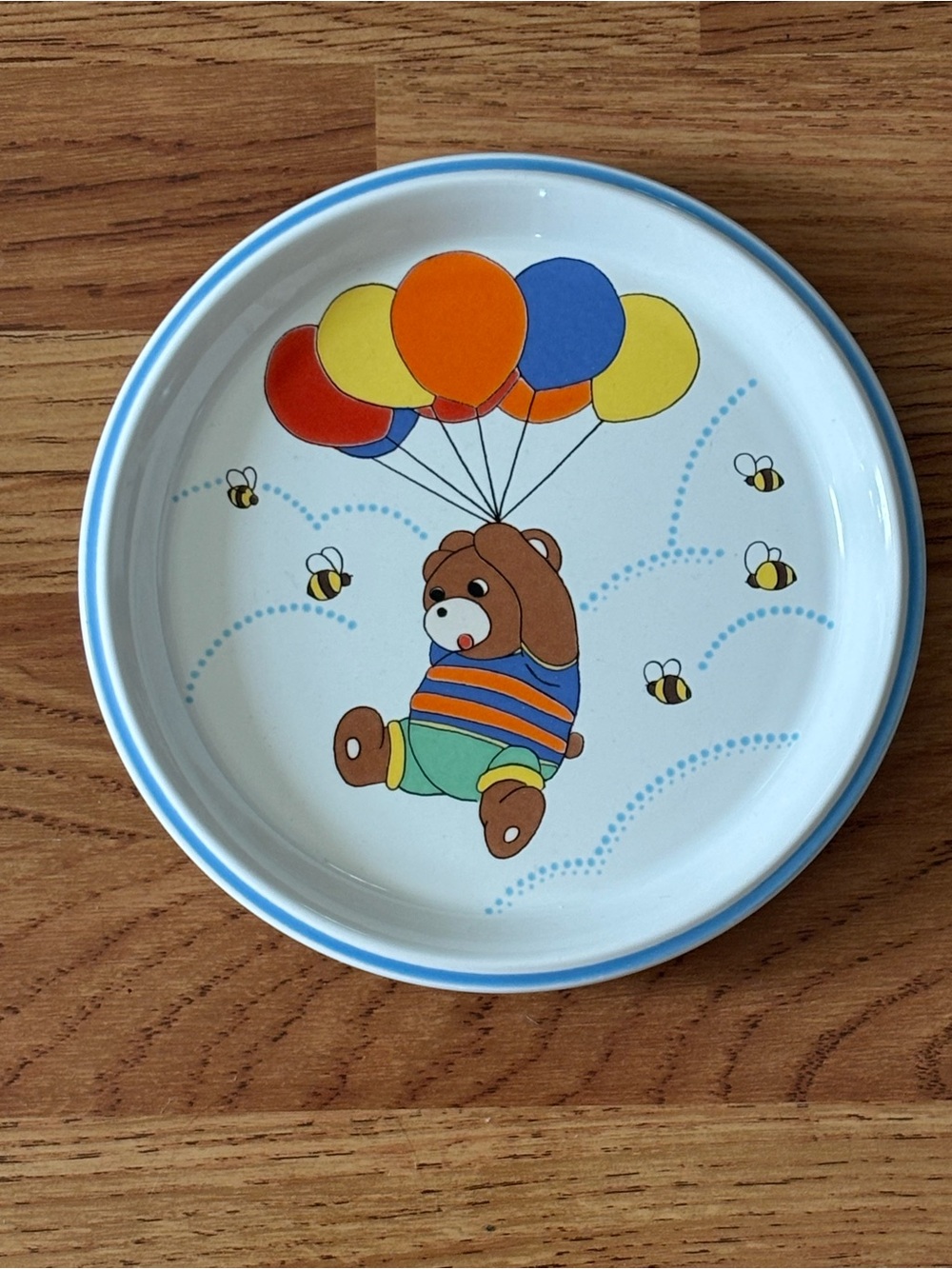 Mikasa Aviator 8 inch Kid’s Plate Bear with Balloons and Bees